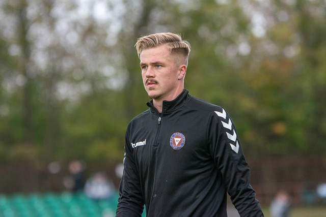 采取全面和 采取全面和